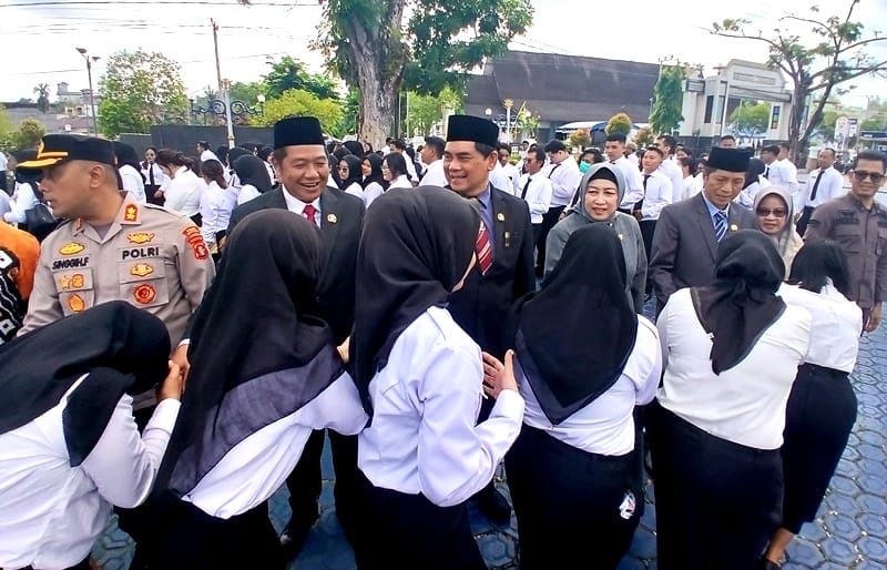 Hadiri Penyerahan SK Pengangkatan Tahap II, Ketua DPRD Barut Tegaskan Pentingnya Sinergi Antara ASN dan Pemda